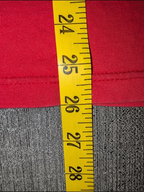 100% Canadian Team Canada Red Graphic Tee - Picture 4 of 4